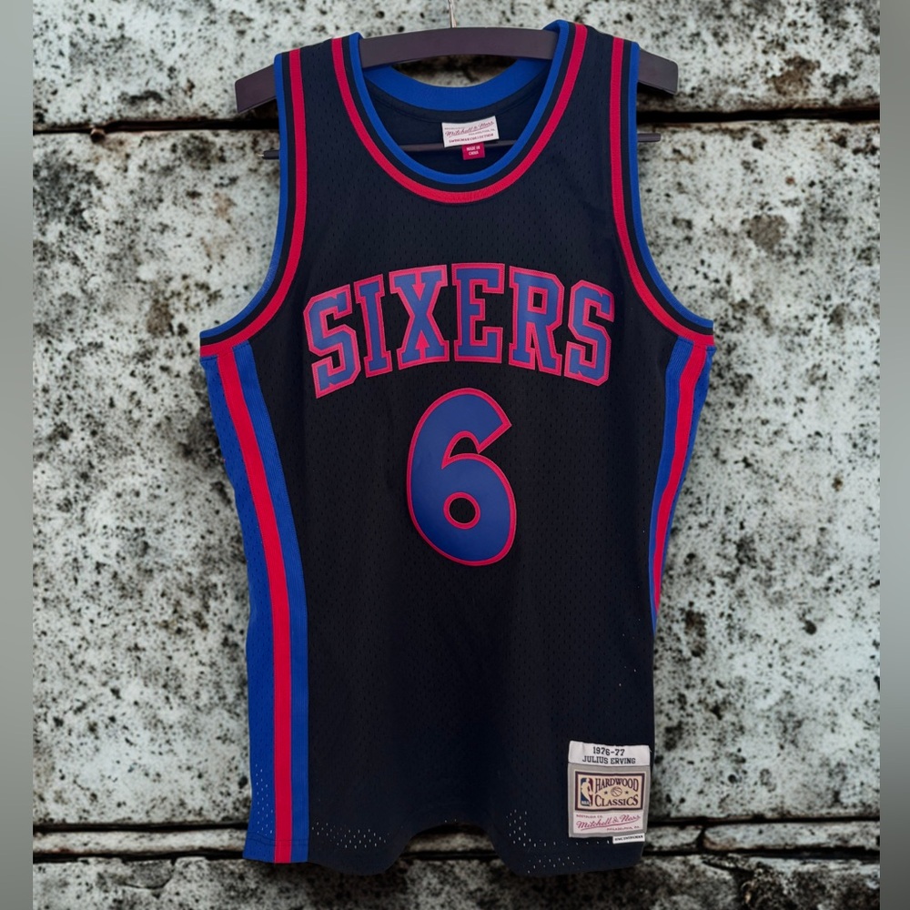 Mitchell & Ness Sixers Jersey, Red and Blue - Erving, #6 Size L